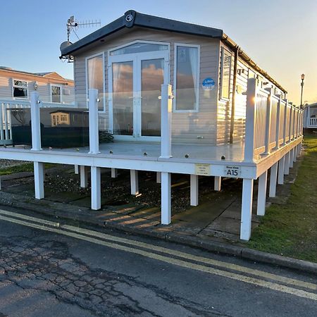 3 Bedroomed Caravan With Amazing Sea Views! Scarborough Eksteriør bilde